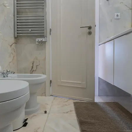 شقة Royal 3bdr With Balcony & River View By Lovelystay *