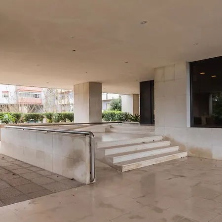 Lejlighed Royal 3bdr With Balcony & River View By Lovelystay