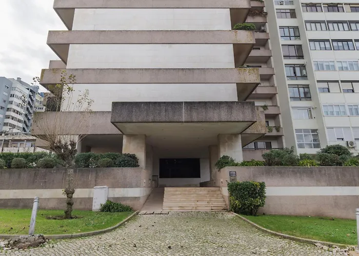 Royal 3bdr With Balcony & River View By Lovelystay Lejlighed Lisboa