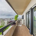 شقة Royal 3bdr With Balcony & River View By Lovelystay *