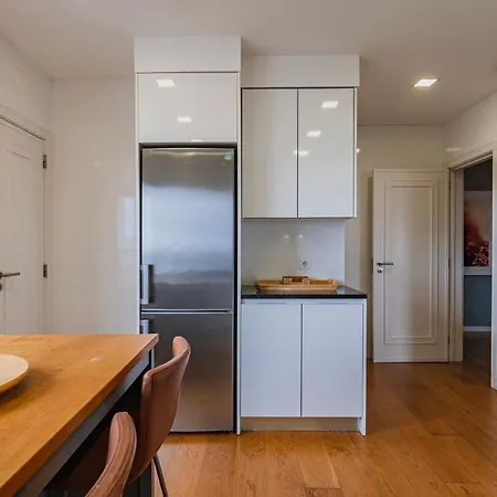 Appartement Royal 3bdr With Balcony & River View By Lovelystay *