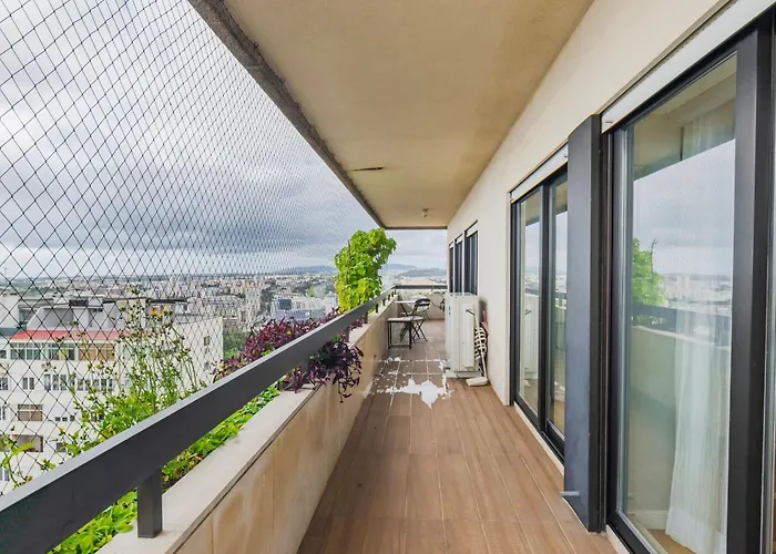 公寓 Royal 3bdr With Balcony & River View By Lovelystay *